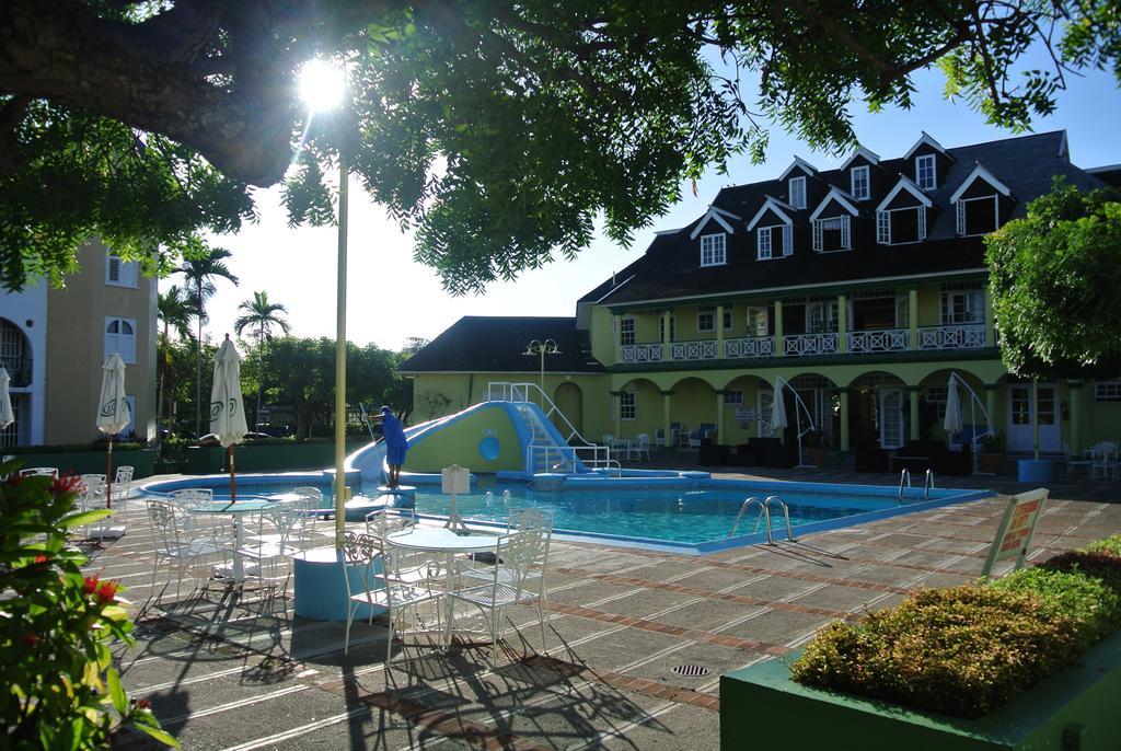 Beach Studio 10 Ocho Rios Room photo