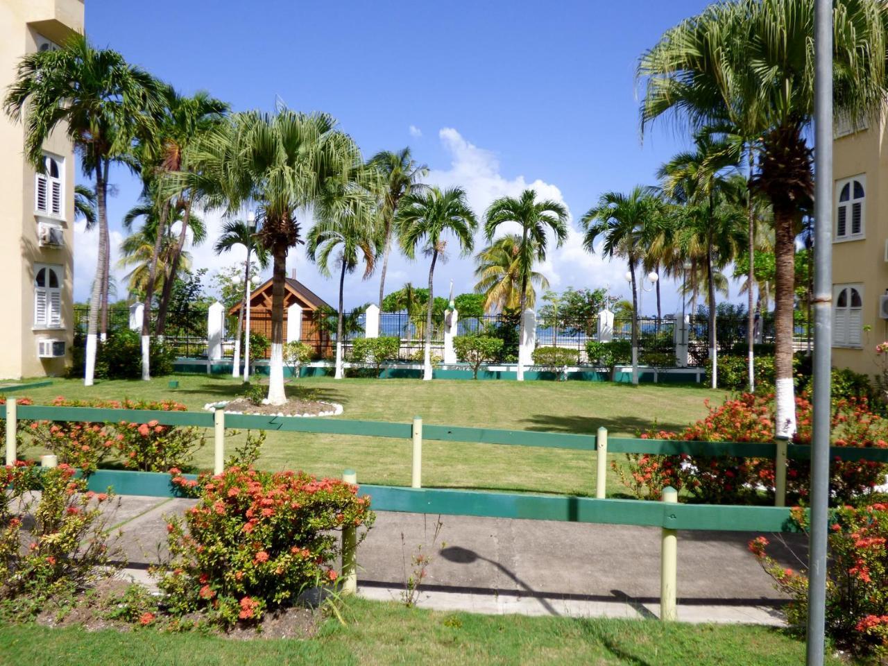 Beach Studio 10 Ocho Rios Exterior photo
