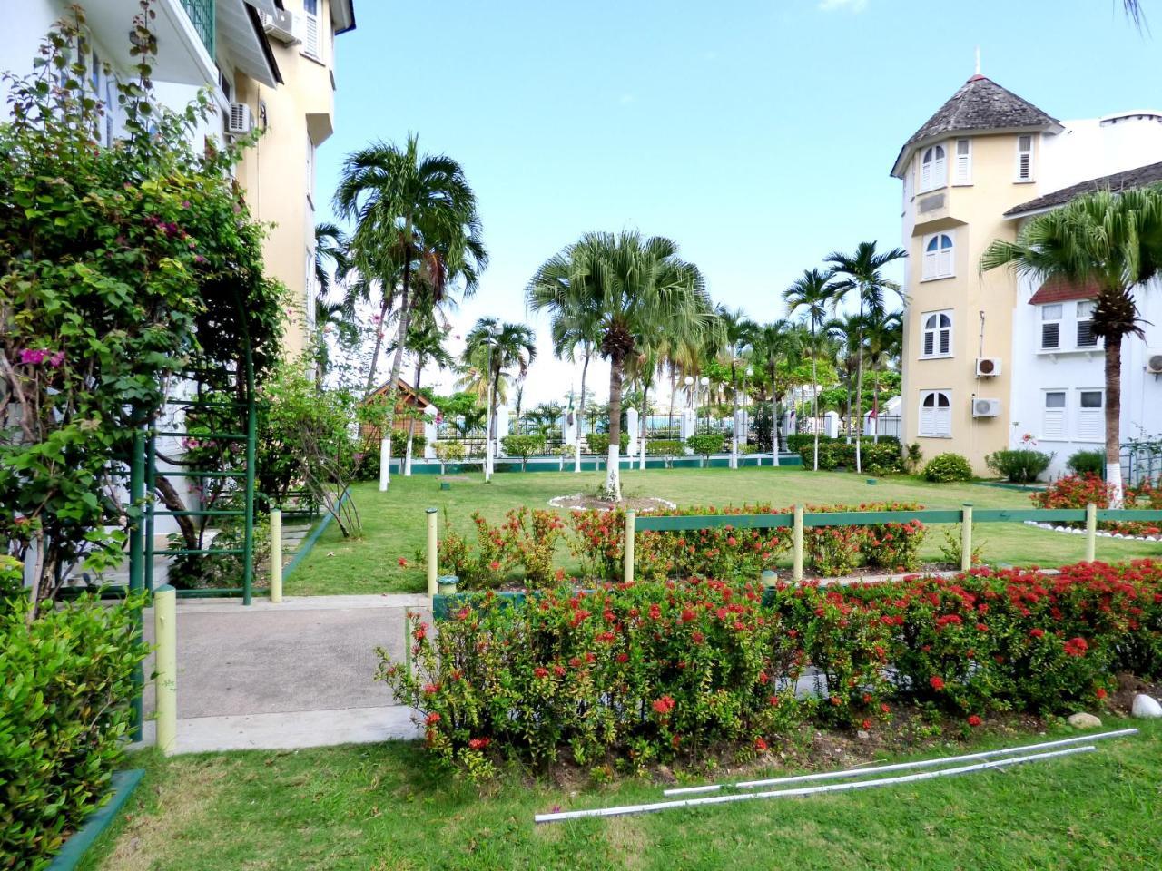 Beach Studio 10 Ocho Rios Exterior photo